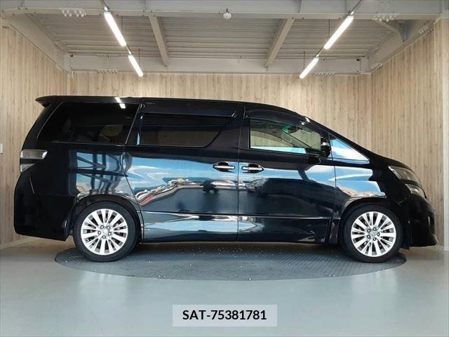 Toyota VELLFIRE 2012-01 382739-17