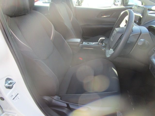 Toyota PRIUS 2023-03 18832-21