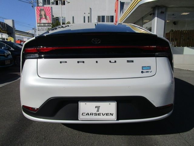 Toyota PRIUS 2023-03 18832-6