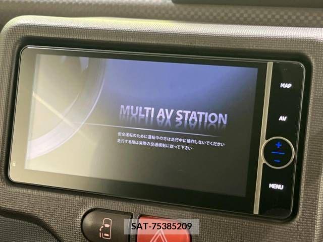 Toyota SPADE 2013-03 339943-2