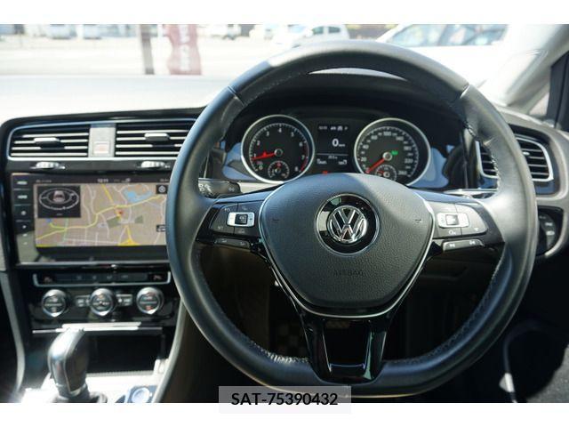 VolksWagen GOLF 2017-06 329384-17