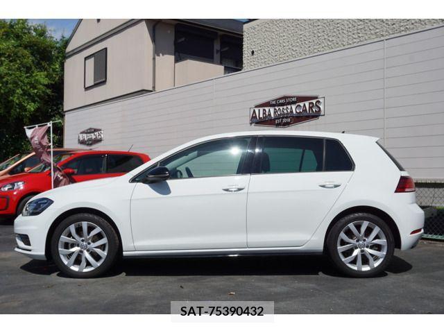 VolksWagen GOLF 2017-06 329384-4