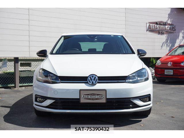 VolksWagen GOLF 2017-06 329384-1