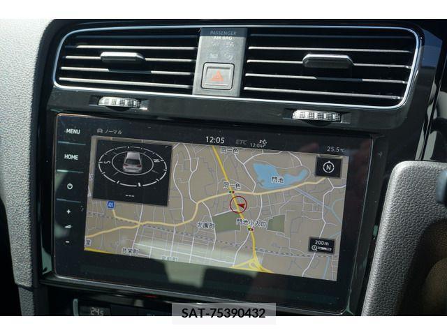 VolksWagen GOLF 2017-06 329384-8