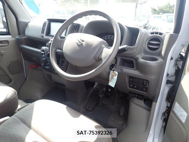 Suzuki EVERY 2019-02 213641-7