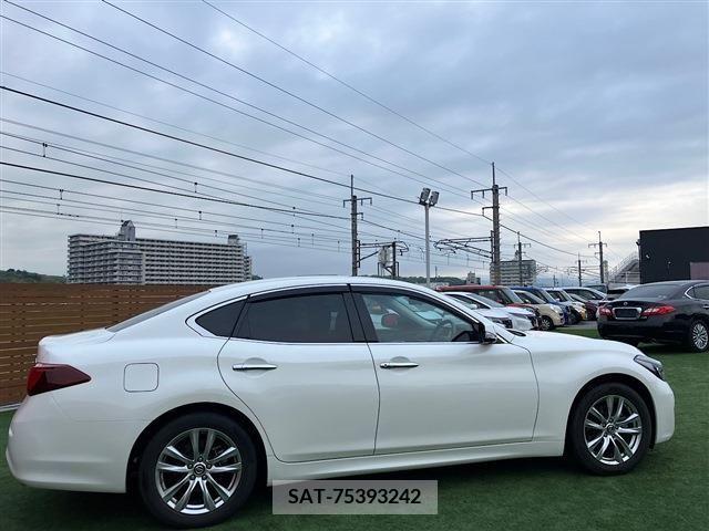 Nissan FUGA 2021-03 271127-11
