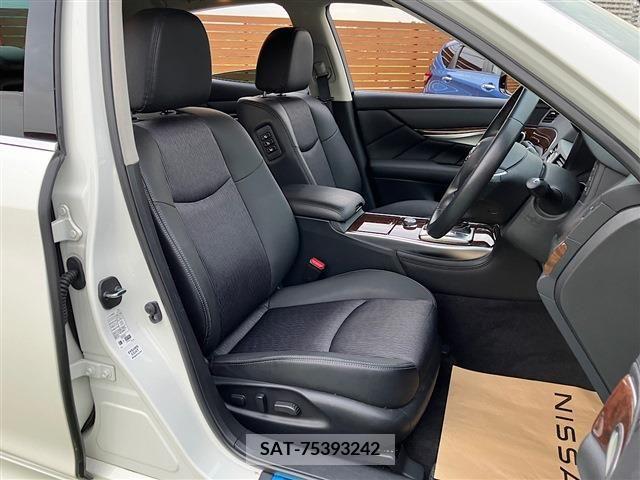 Nissan FUGA 2021-03 271127-25