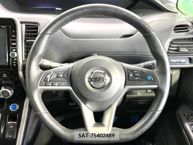 Nissan SERENA 2018-08 204486-13