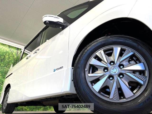 Nissan SERENA 2018-08 204486-12