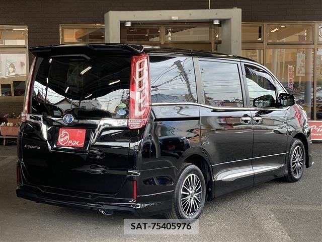 Toyota ESQUIRE 2019-04 359776-2