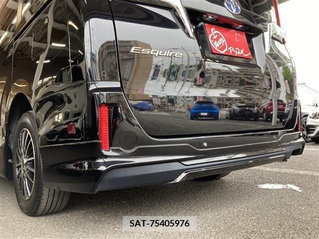 Toyota ESQUIRE 2019-04 359776-15