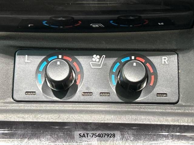 Toyota ALPHARD 2018-07 339090-7