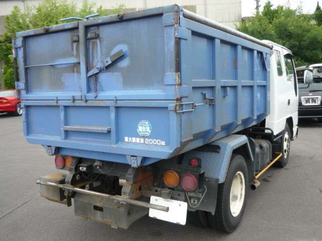Isuzu ELF TRUCK 2003-02 2245-1