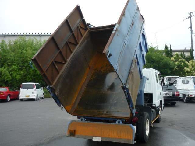Isuzu ELF TRUCK 2003-02 2245-7