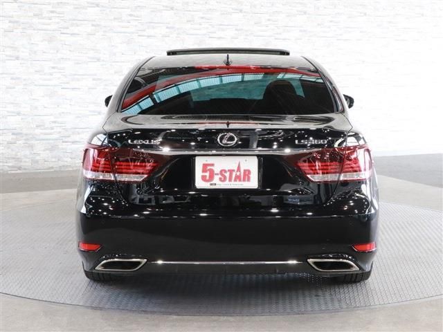 Lexus LS 2014-08 13909-9