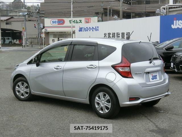 Nissan NOTE 2017-03 238075-2