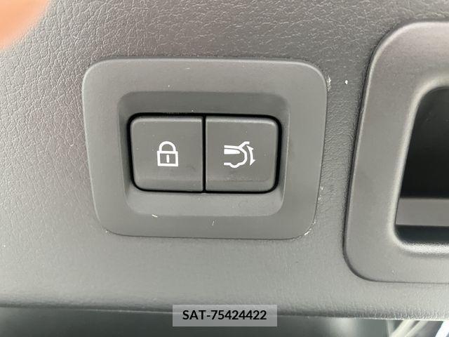 Mazda CX-30 2022-07 390184-24