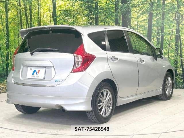 Nissan NOTE 2013-09 240688-17