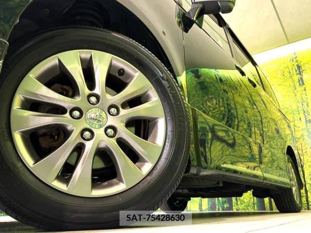 Toyota VOXY 2012-01 251161-13