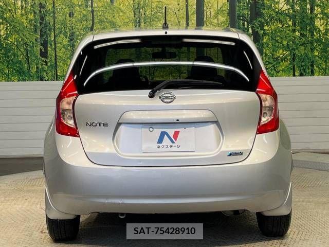 Nissan NOTE 2013-05 351582-15