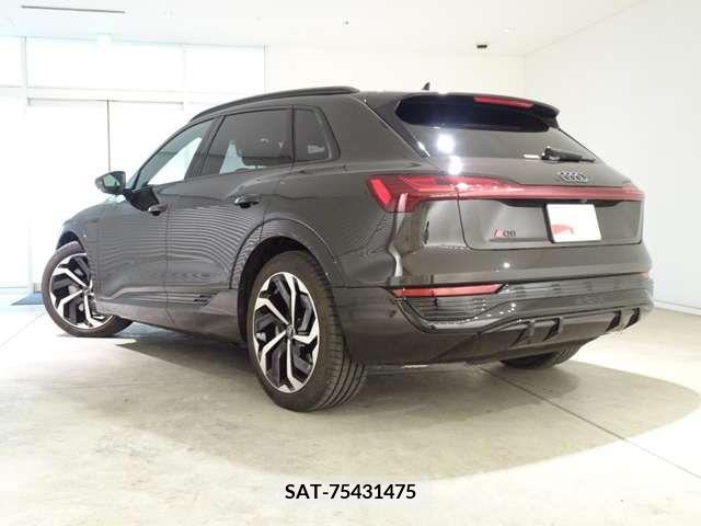 Audi E-TRON 2023-09 261328-5