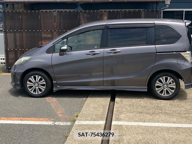 Honda FREED 2013-09 270468-6