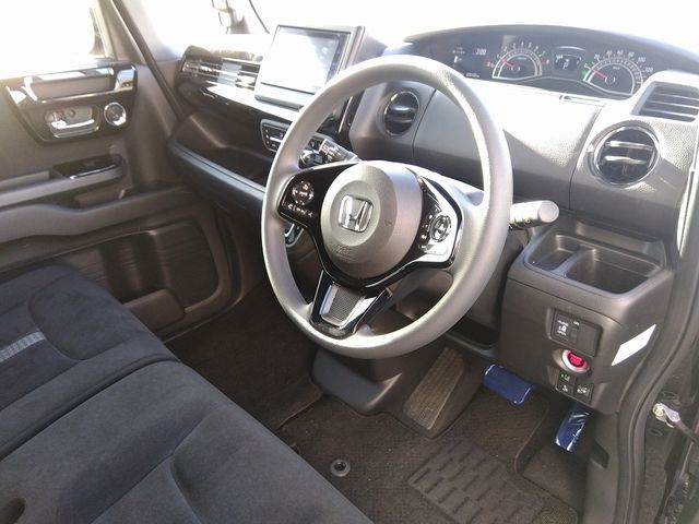 Honda N BOX CUSTOM 2021-03 186936-16