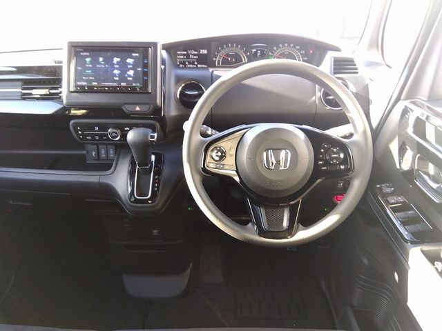 Honda N BOX CUSTOM 2021-03 186936-3
