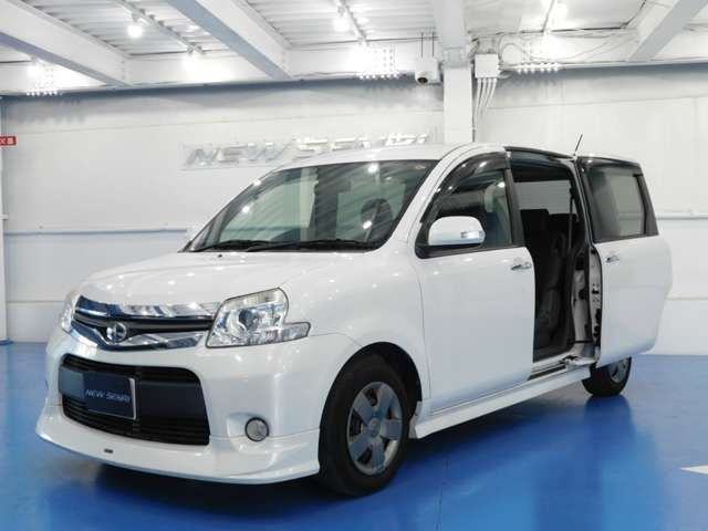 Toyota SIENTA 2014-03 184950-2