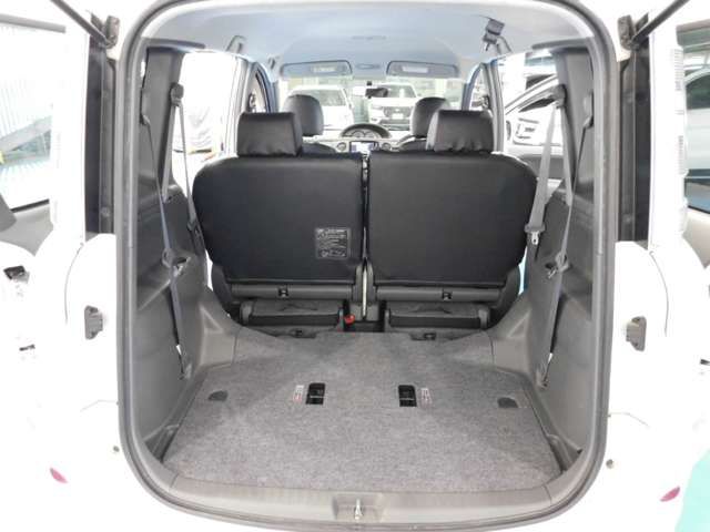 Toyota SIENTA 2014-03 184950-11