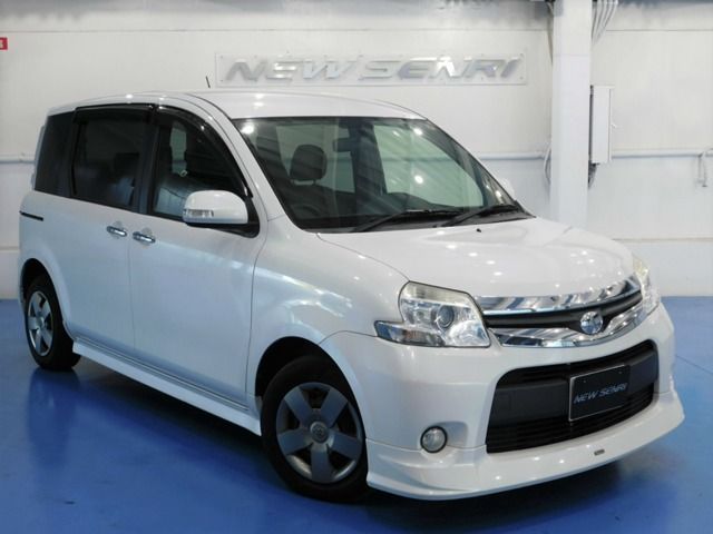 Toyota SIENTA 2014-03 184950-0