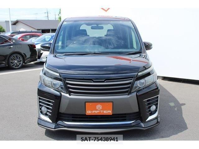 Toyota VOXY 2014-11 346732-5