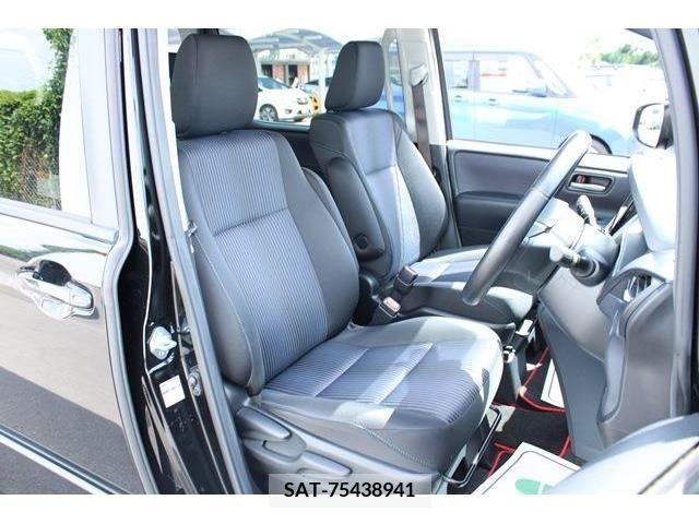Toyota VOXY 2014-11 346732-12