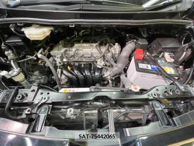 Toyota VOXY 2019-09 349987-18