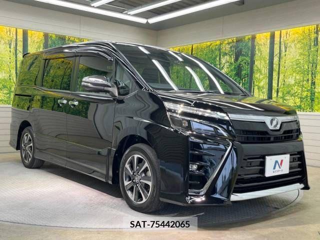 Toyota VOXY 2019-09 349987-17