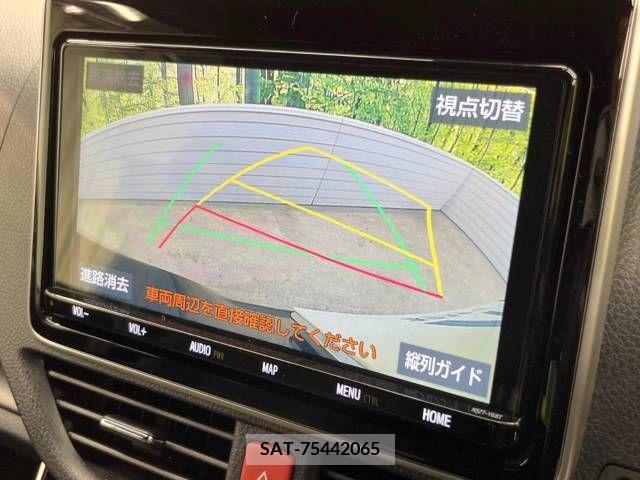 Toyota VOXY 2019-09 349987-4