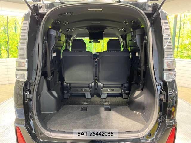 Toyota VOXY 2019-09 349987-11