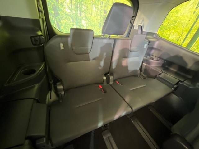 Toyota NOAH 2023-04 187352-10