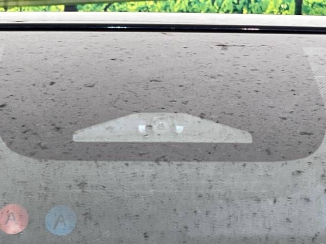 Toyota NOAH 2023-04 187352-6