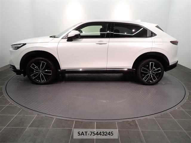 Honda VEZEL 2022-12 335926-28