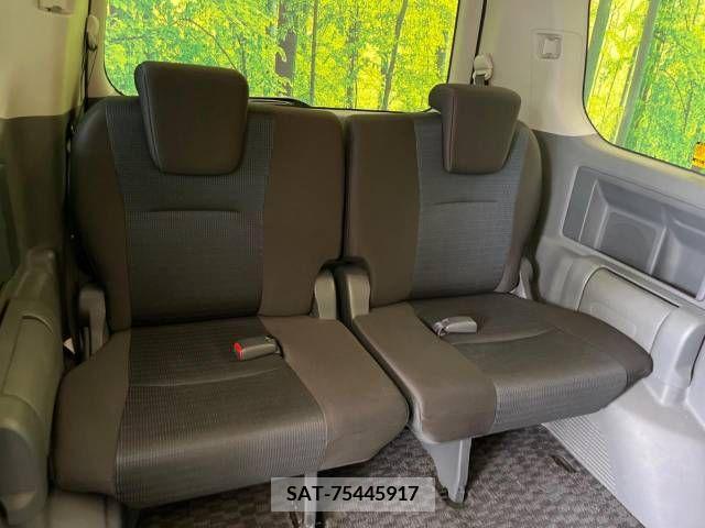 Toyota VOXY 2009-08 394934-9