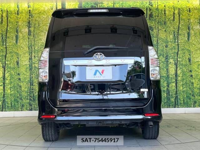 Toyota VOXY 2009-08 394934-15