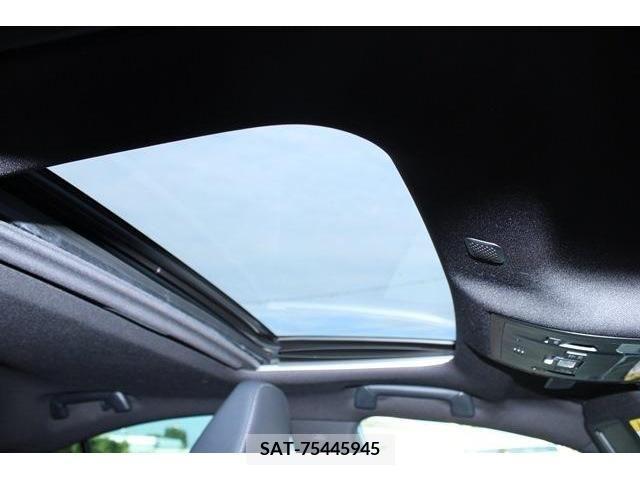 Lexus IS 2022-02 354328-4