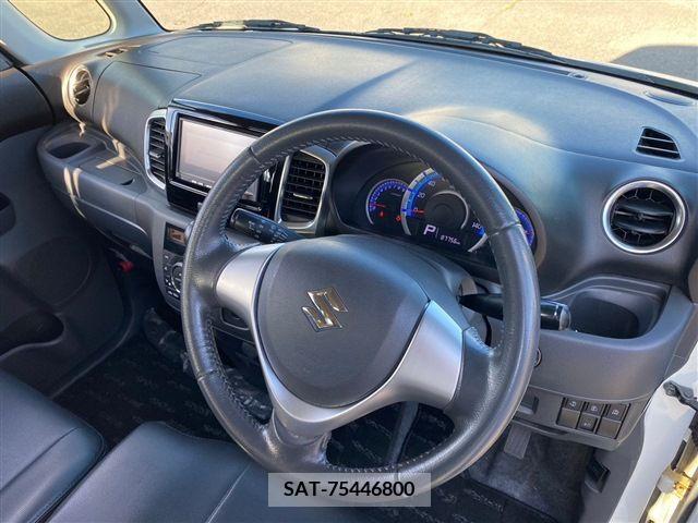 Suzuki SPACIA 2014-03 349949-13