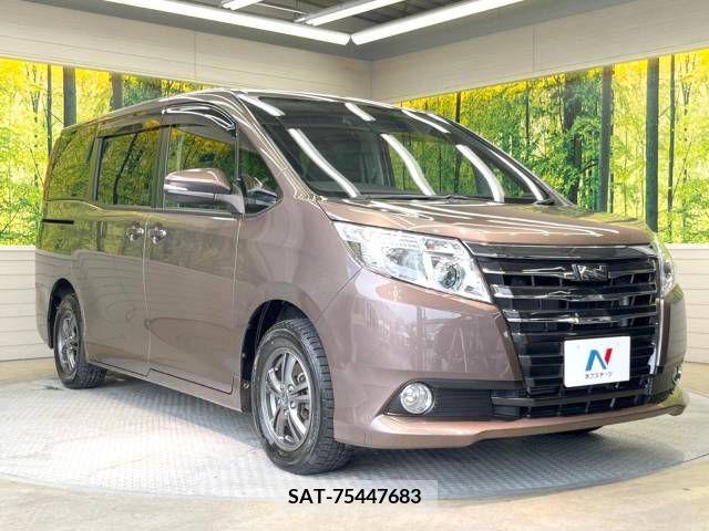 Toyota NOAH 2014-06 235261-17