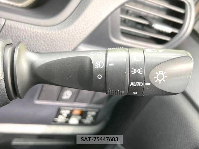 Toyota NOAH 2014-06 235261-7