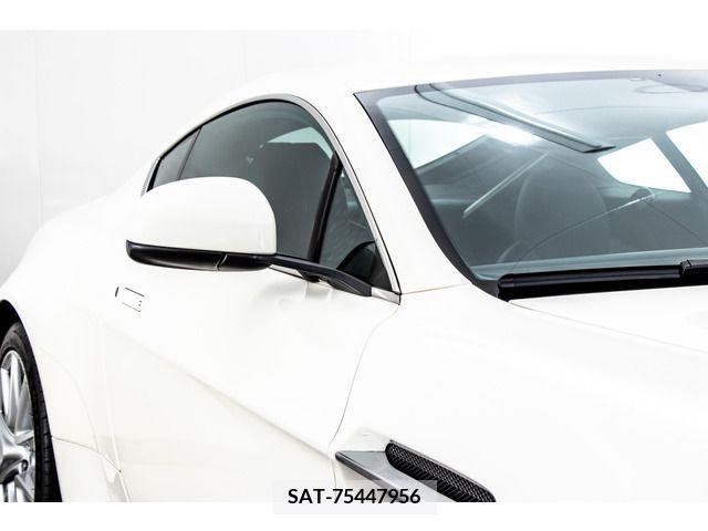 Aston Martin V8 2015-01 202020-9