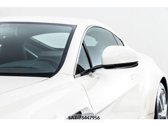 Aston Martin V8 2015-01 202020-8