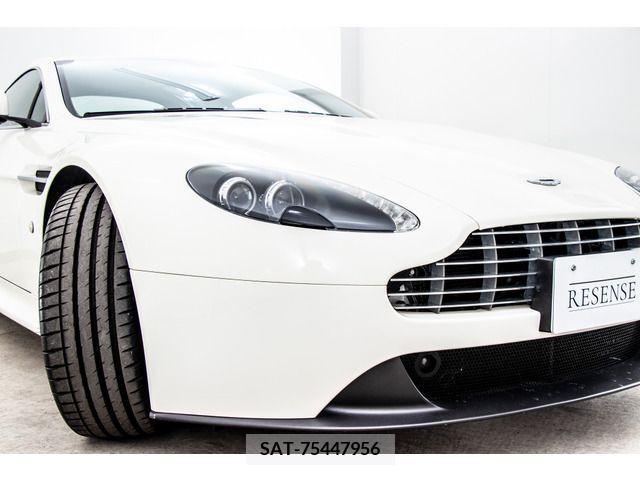 Aston Martin V8 2015-01 202020-6