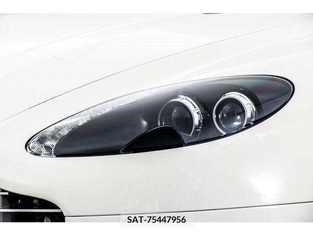 Aston Martin V8 2015-01 202020-5